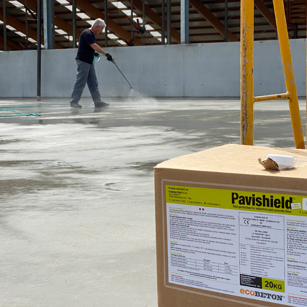 Pavishield utilisé pour protéger un dallage intérieur en béton industriel