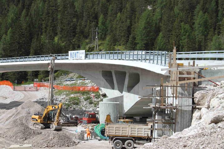 Bridge treated with Ecobeton Evercrete Vetrofluid