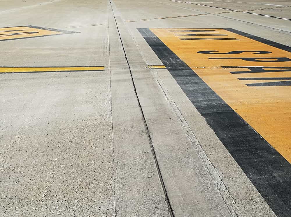 reconstruction of an airport runway joint with Crono